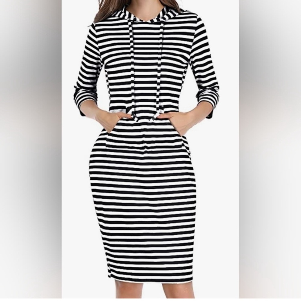 Missky Hoodie Dress 🖤